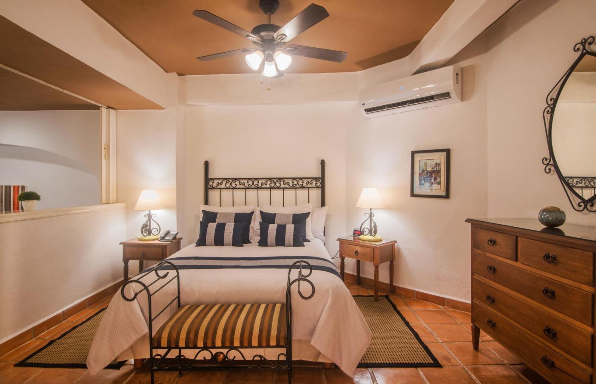 One Beach Street Puerto Vallarta Exterior photo